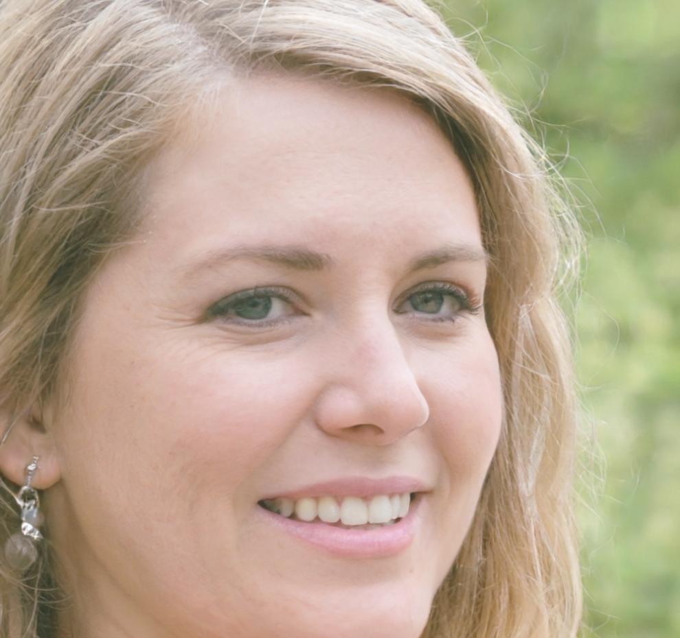 Sarah Wagner, Controller
